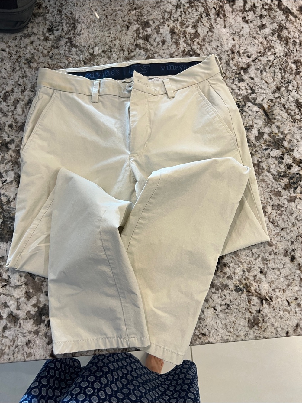 Vineyard Vines Men’s Light Cream Chinos